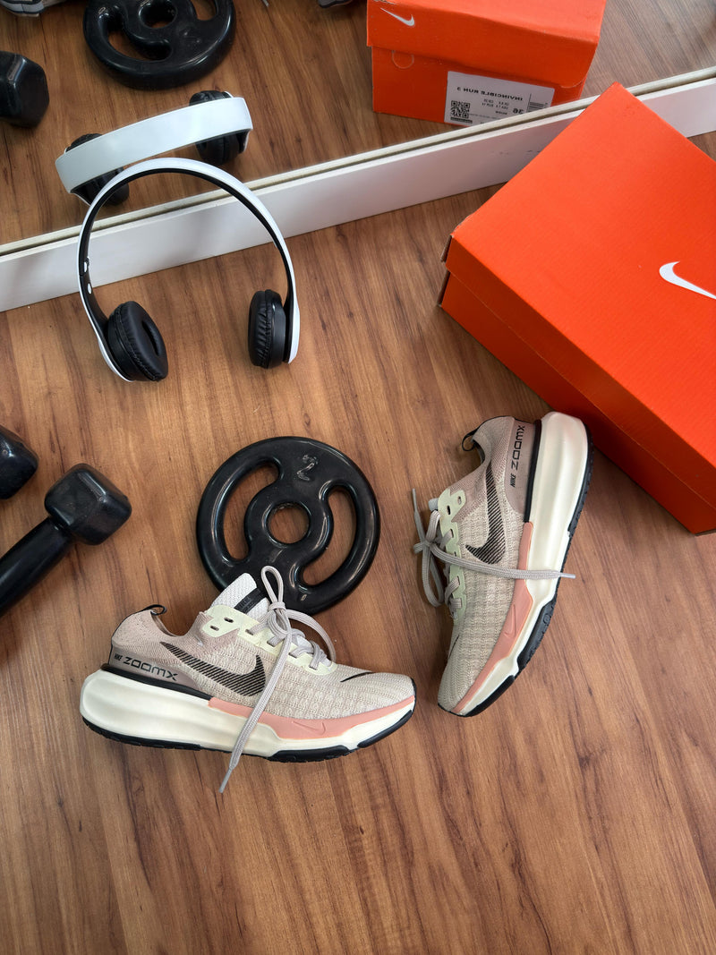 Tênis NK ZoomX Run 3 Feminino