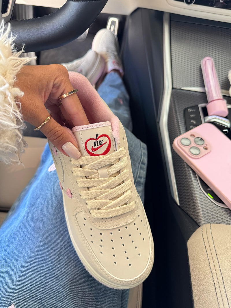 Tênis NK Force 1 Low Valentine's Day 2025